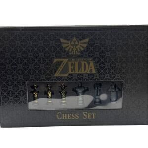 The Legend of Zelda Chess Set Collectible Link Nintendo